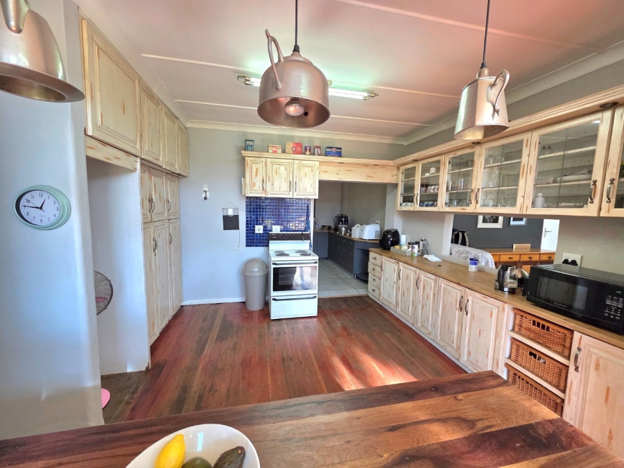 5 Bedroom Property for Sale in Eureka Free State